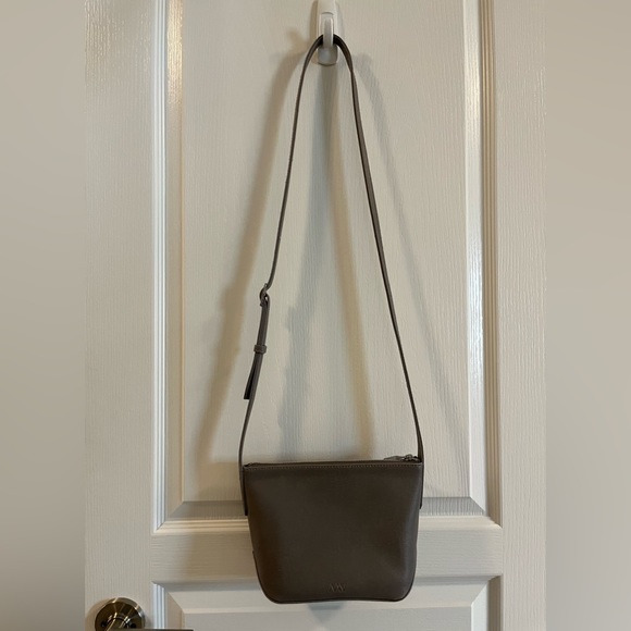 MAT & NAT - SAM VEGAN CROSSBODY BAG - GREY - Picture 3 of 8